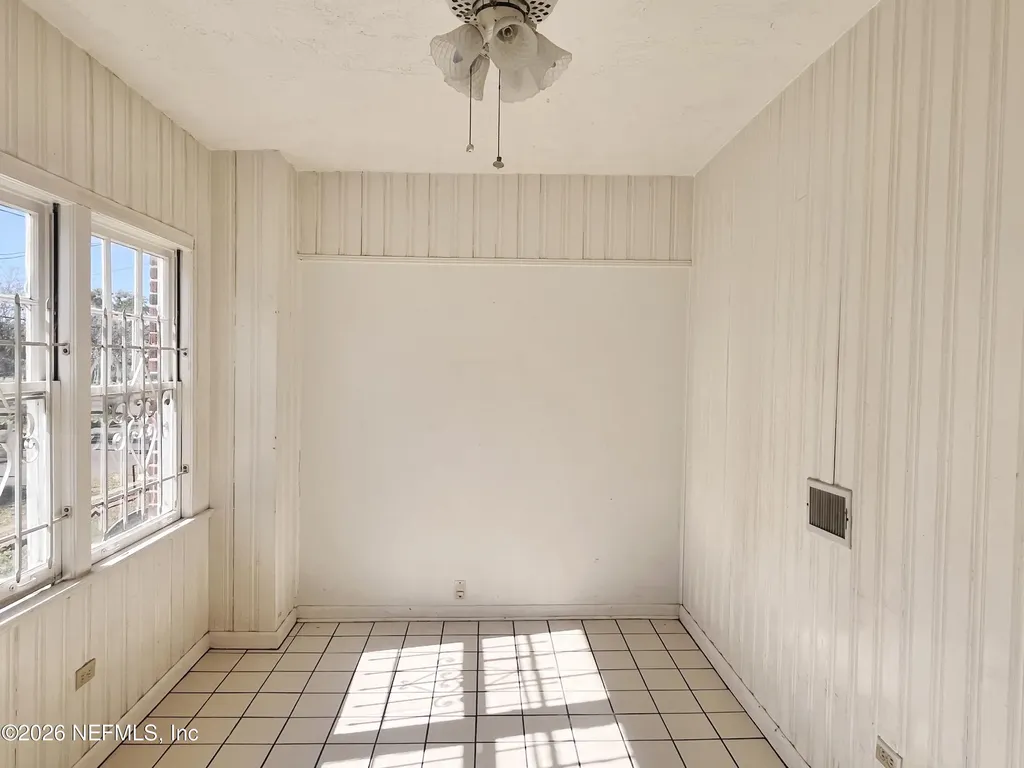 337-339 11th Street Jacksonville FL 32206