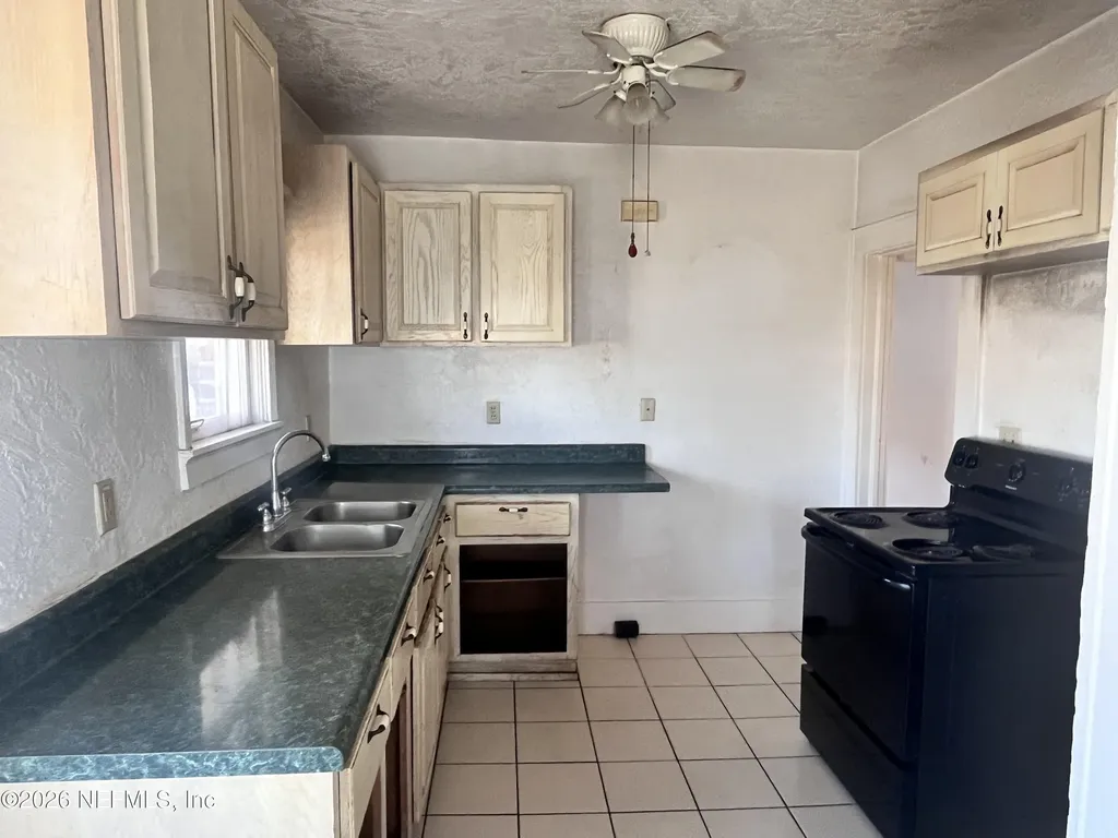 337-339 11th Street Jacksonville FL 32206