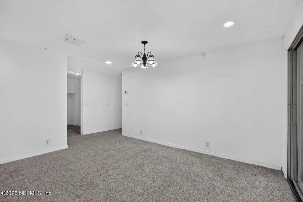 157 W Grandview Drive East Palatka FL 32131