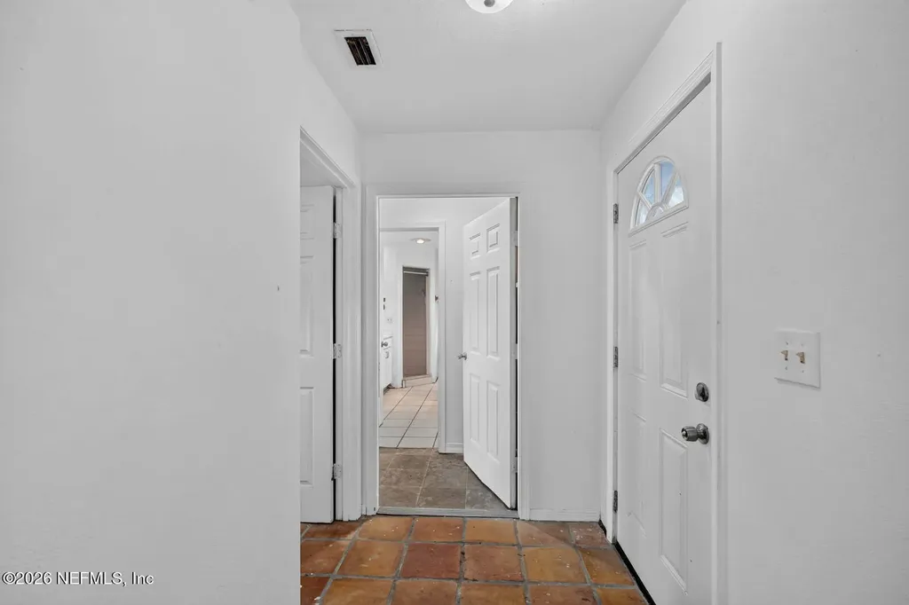 157 W Grandview Drive East Palatka FL 32131