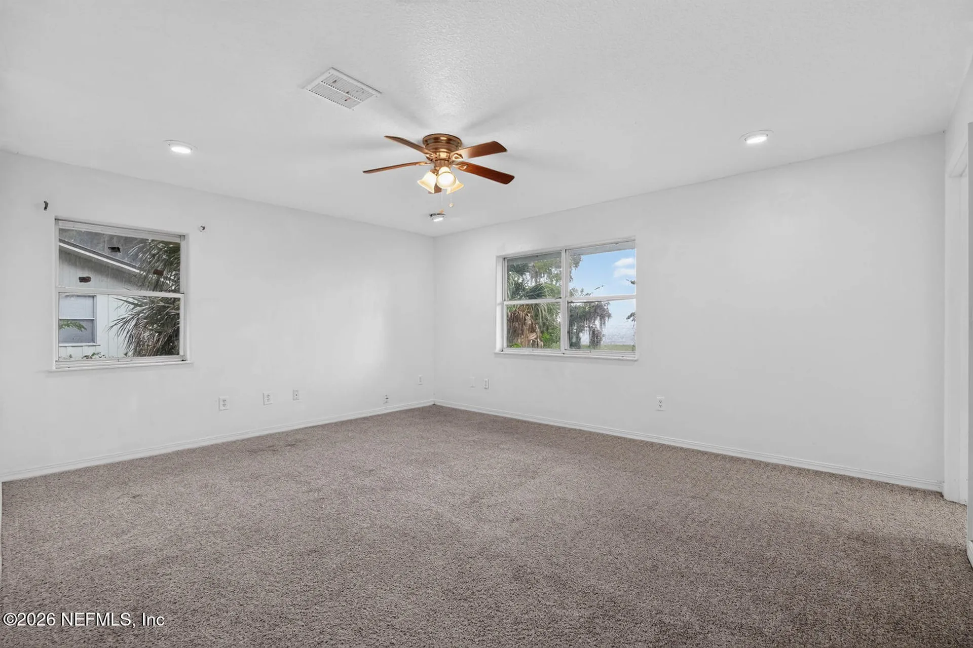 157 W Grandview Drive East Palatka FL 32131