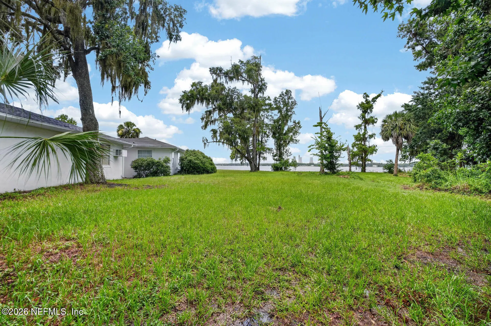 157 W Grandview Drive East Palatka FL 32131