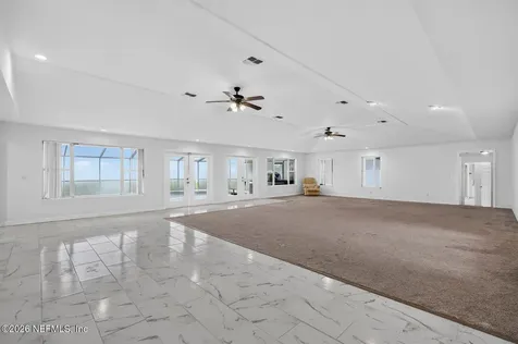 157 W Grandview Drive East Palatka FL 32131