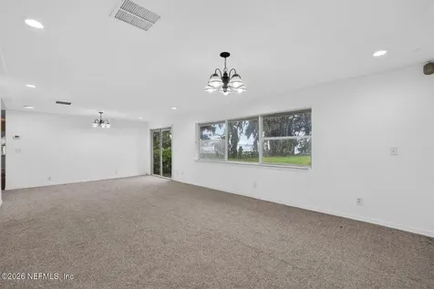157 W Grandview Drive East Palatka FL 32131