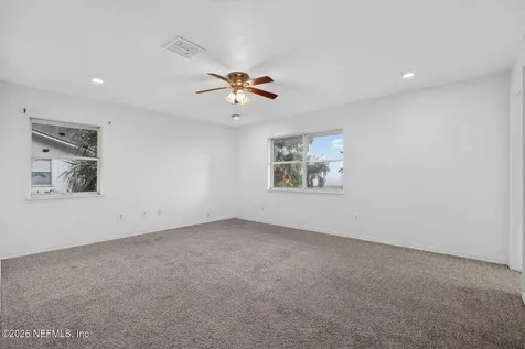 157 W Grandview Drive East Palatka FL 32131