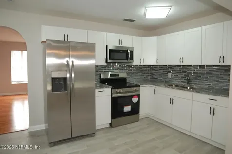 2947 W 45th Street Jacksonville FL 32209
