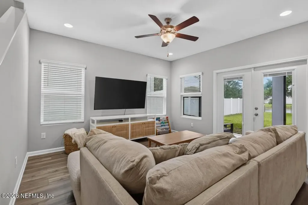 12184 Hatherden Court Jacksonville FL 32258