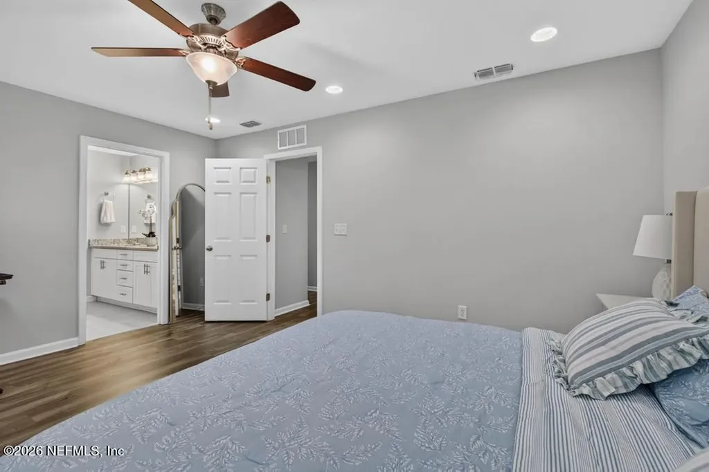 12184 Hatherden Court Jacksonville FL 32258