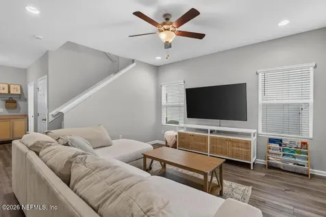 12184 Hatherden Court Jacksonville FL 32258