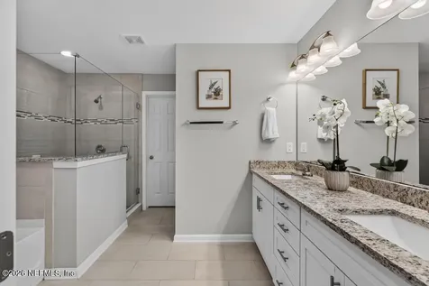 12184 Hatherden Court Jacksonville FL 32258