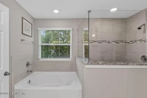 12184 Hatherden Court Jacksonville FL 32258