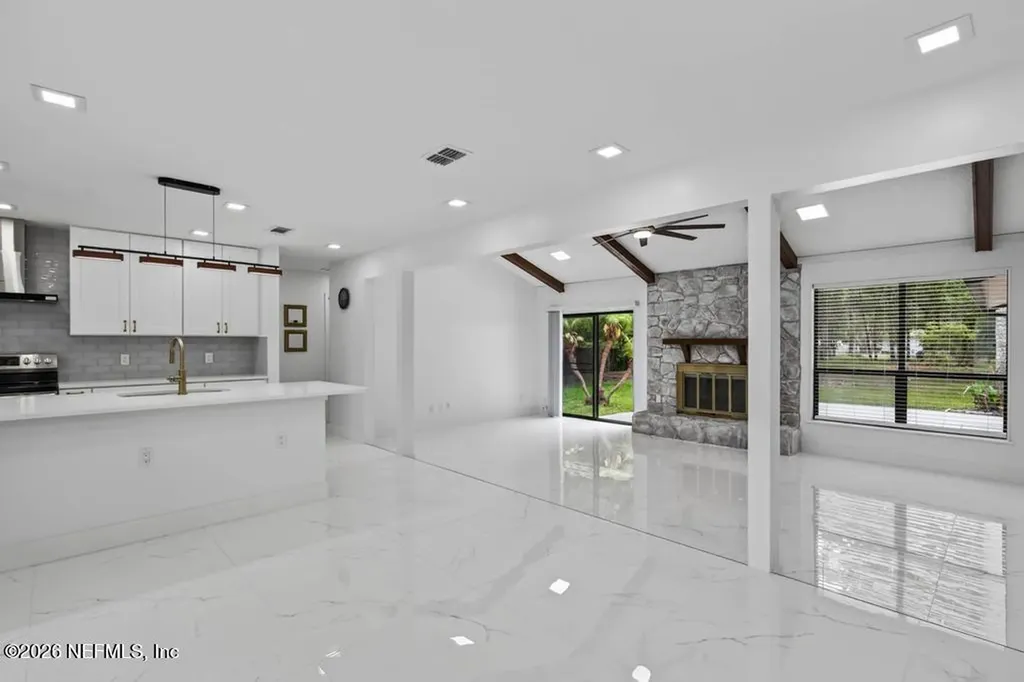 2834 Mandarin Meadows Drive N Jacksonville FL 32223