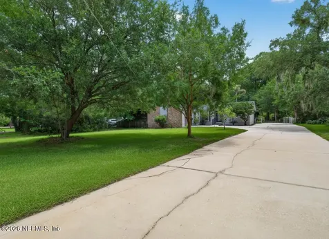 2834 Mandarin Meadows Drive N Jacksonville FL 32223