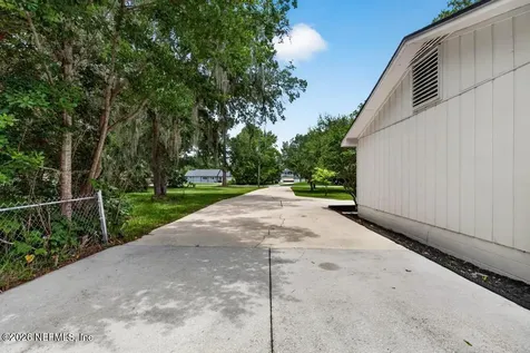 2834 Mandarin Meadows Drive N Jacksonville FL 32223