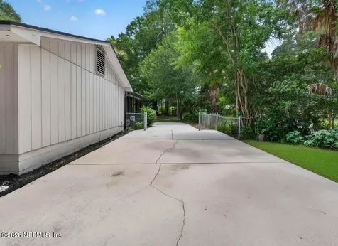 2834 Mandarin Meadows Drive N Jacksonville FL 32223