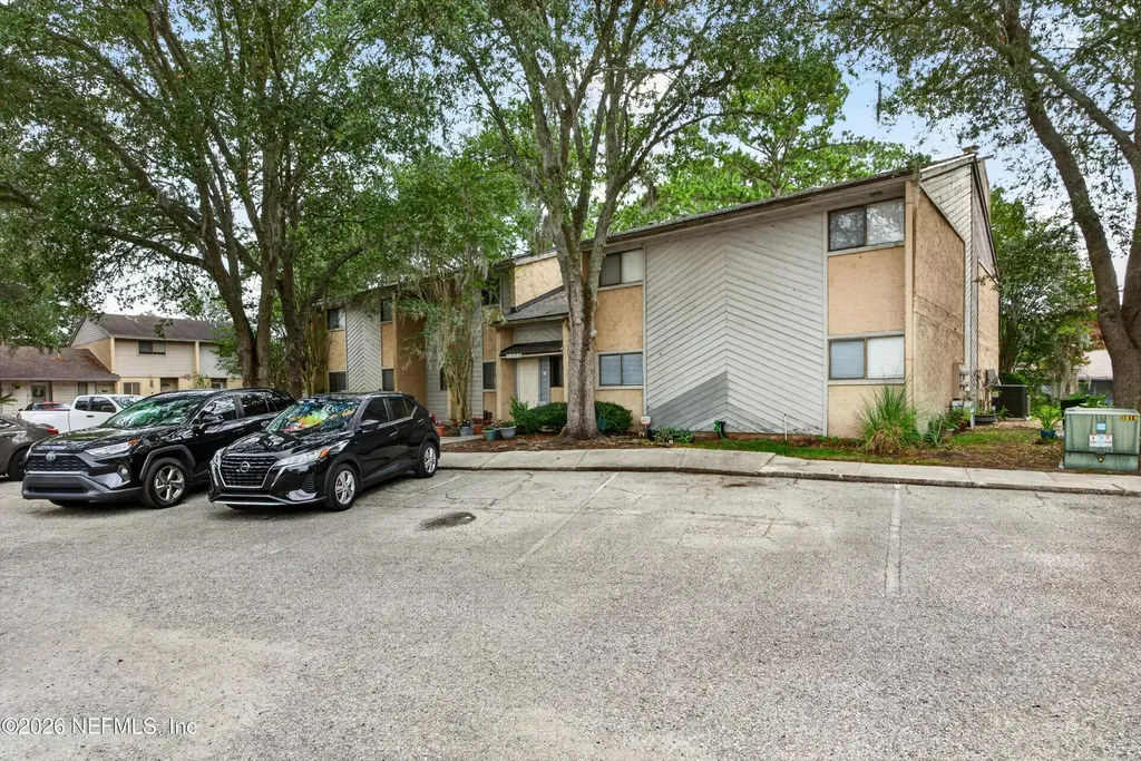 3801 Crown Point Road Jacksonville FL 32257