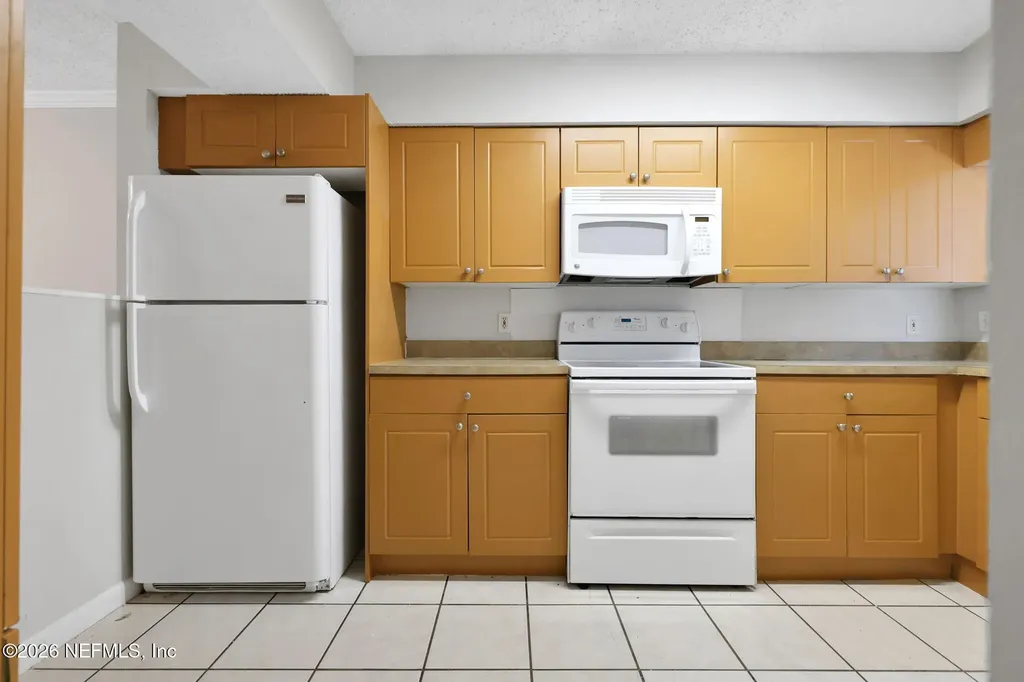5811 Atlantic Boulevard Jacksonville FL 32207