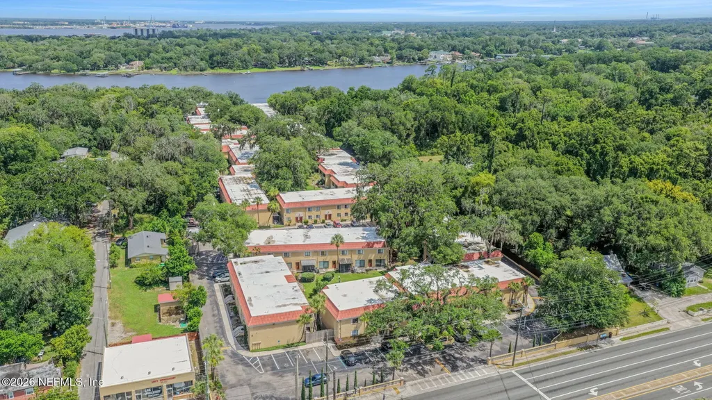 5811 Atlantic Boulevard Jacksonville FL 32207