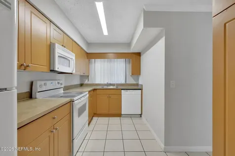 5811 Atlantic Boulevard Jacksonville FL 32207