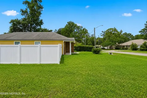 1376 Manotak Avenue Jacksonville FL 32210