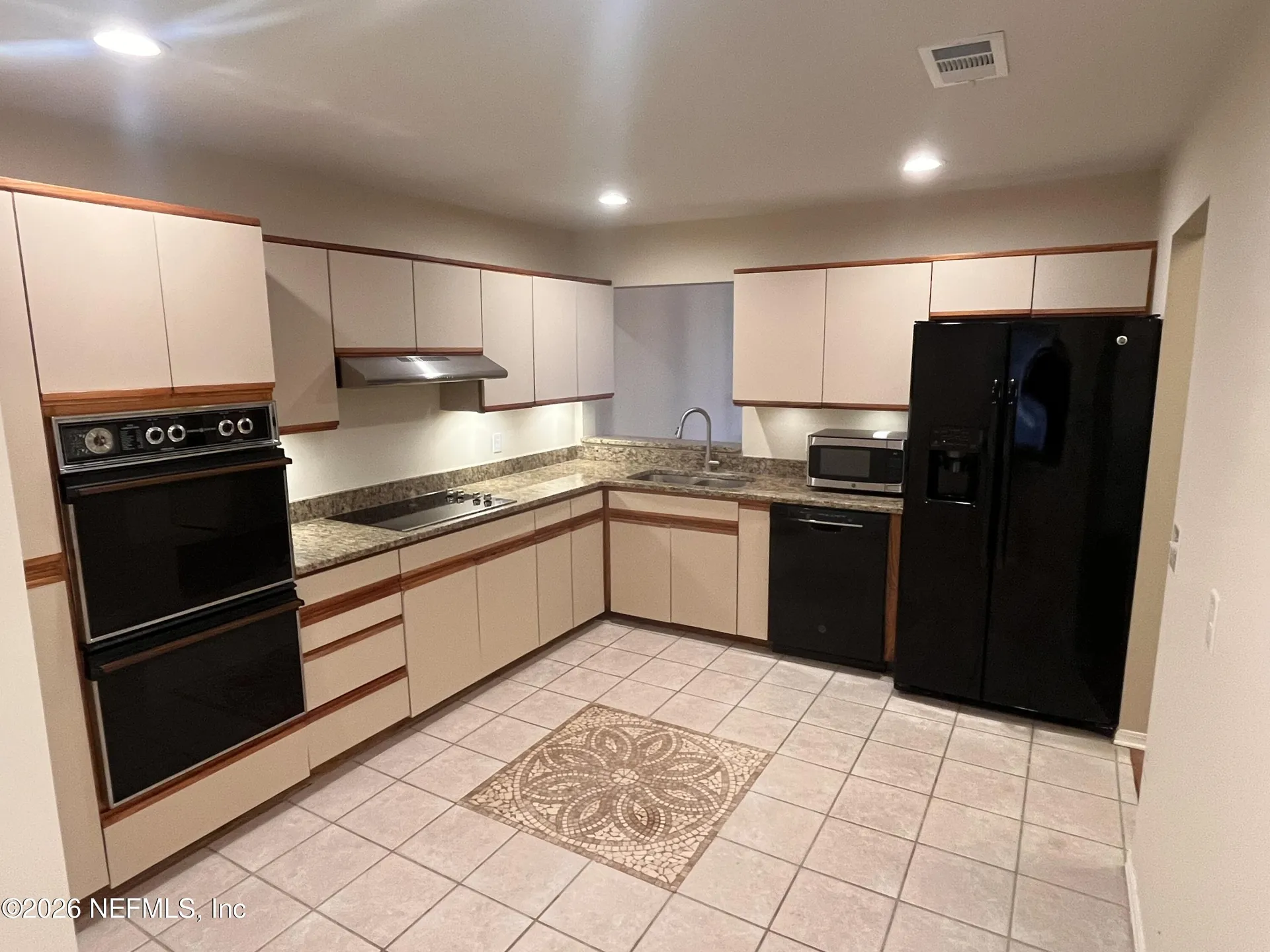 3820 Lavista Circle Jacksonville FL 32217