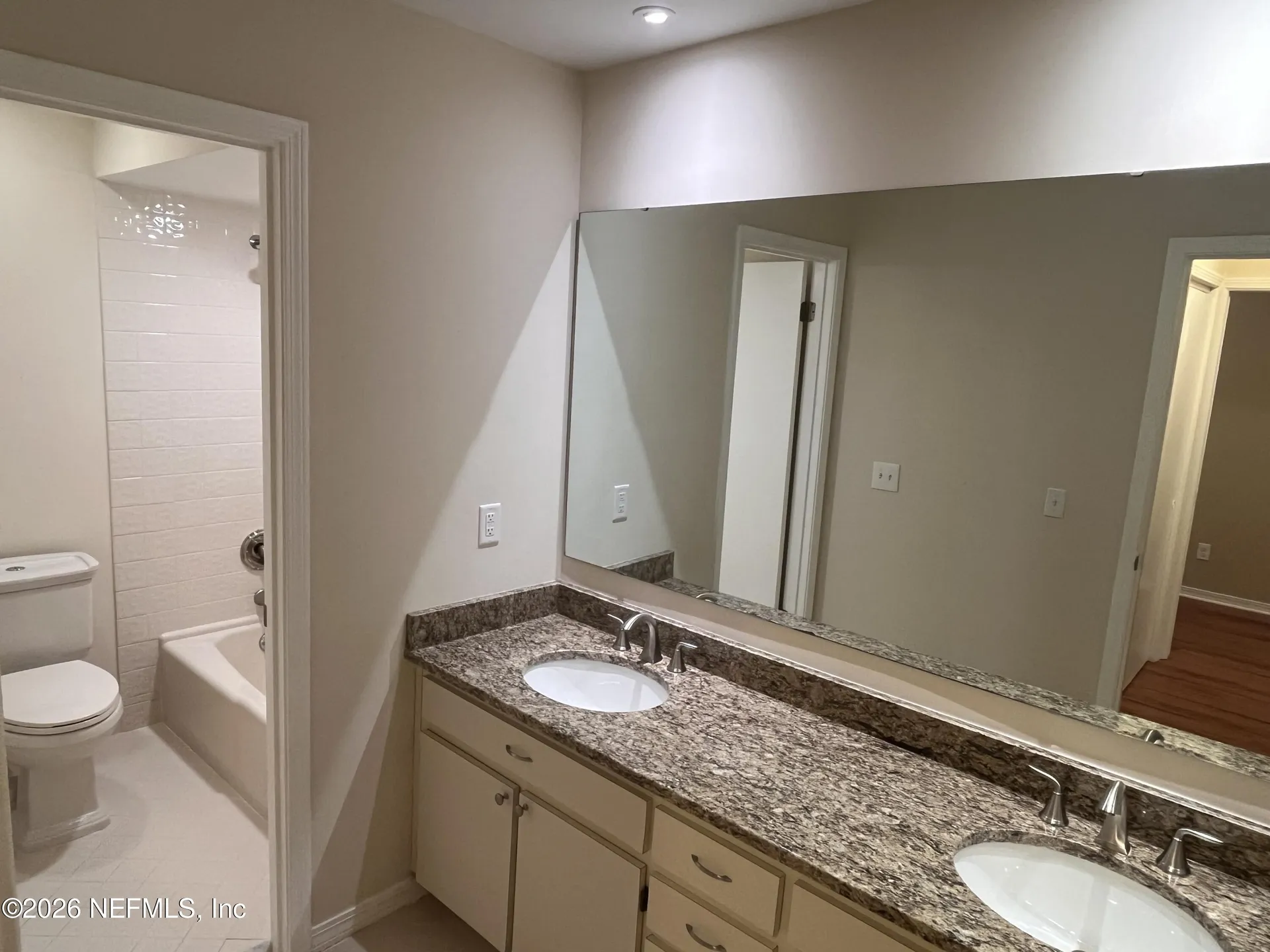 3820 Lavista Circle Jacksonville FL 32217