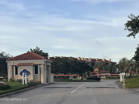 3820 Lavista Circle Jacksonville FL 32217
