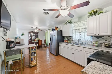 5202 Chivalry Drive Jacksonville FL 32208