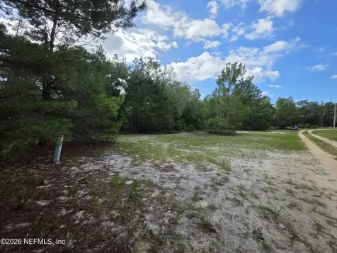 100 Quail Acre Road Pomona Park FL 32181