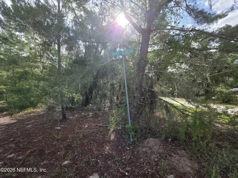 100 Quail Acre Road Pomona Park FL 32181