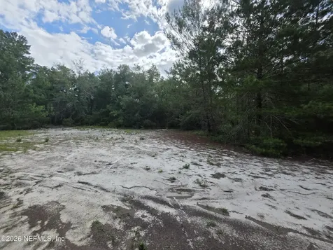 100 Quail Acre Road Pomona Park FL 32181