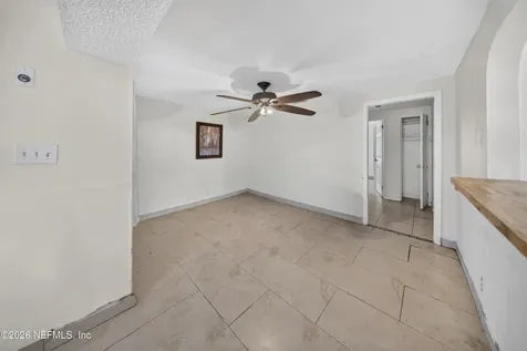 7933 Berry Avenue Jacksonville FL 32211