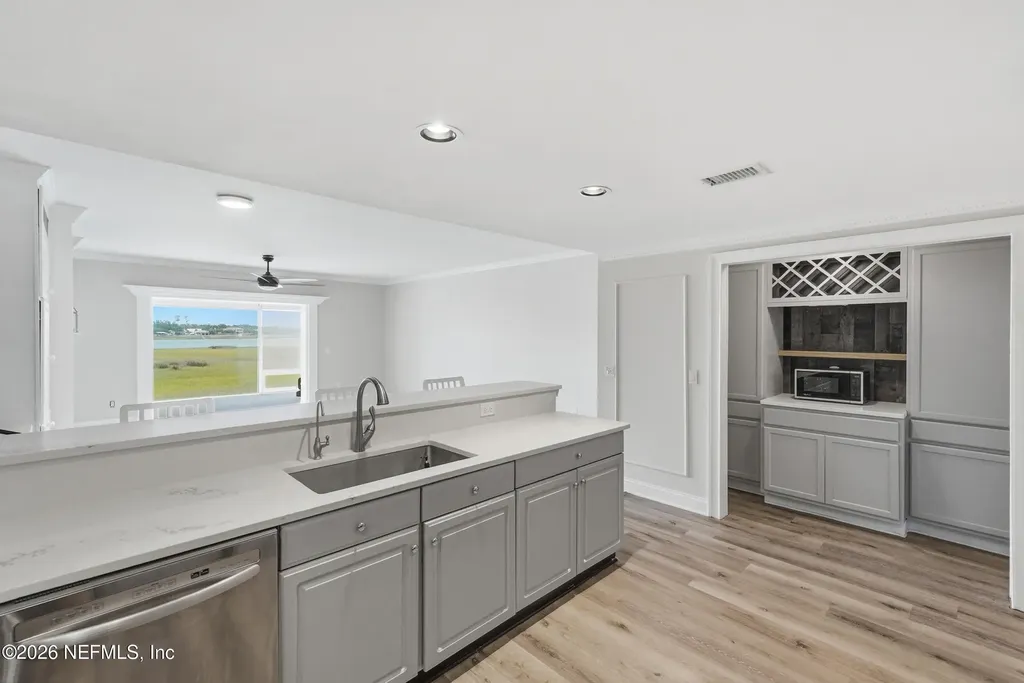 3359 Lighthouse Point Lane Jacksonville FL 32250