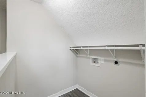 4135 Hudnall Road Jacksonville FL 32207
