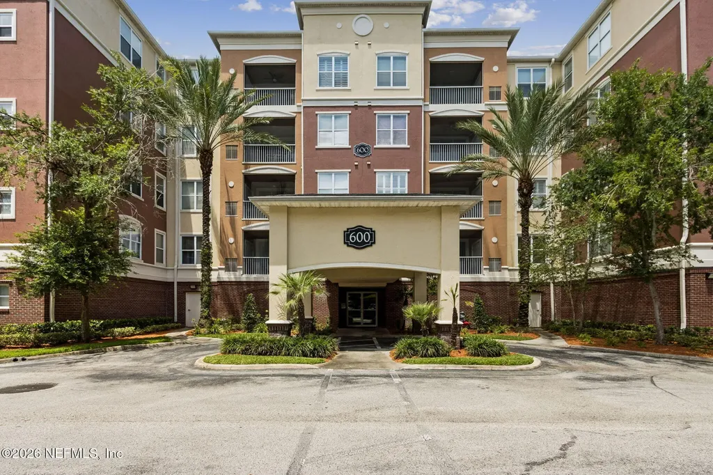 4480 Deerwood Lake Parkway Jacksonville FL 32216