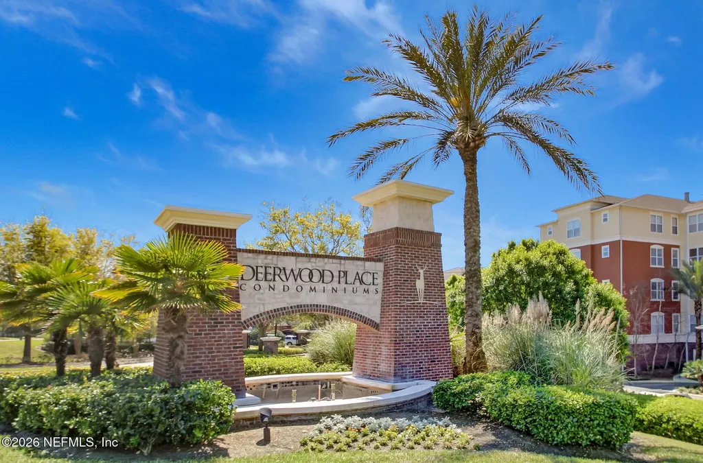 4480 Deerwood Lake Parkway Jacksonville FL 32216