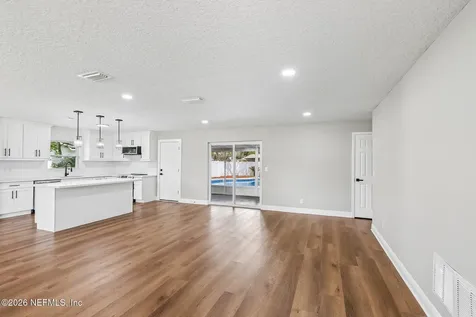 7474 Deepwood Drive N Jacksonville FL 32244