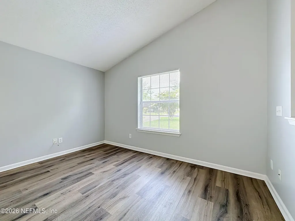10721 Meadowlea Drive Jacksonville FL 32218