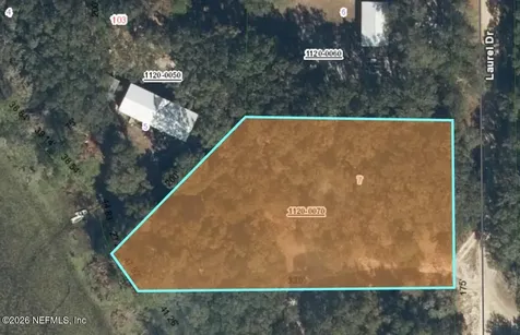 107 Laurel Drive Hawthorne FL 32640