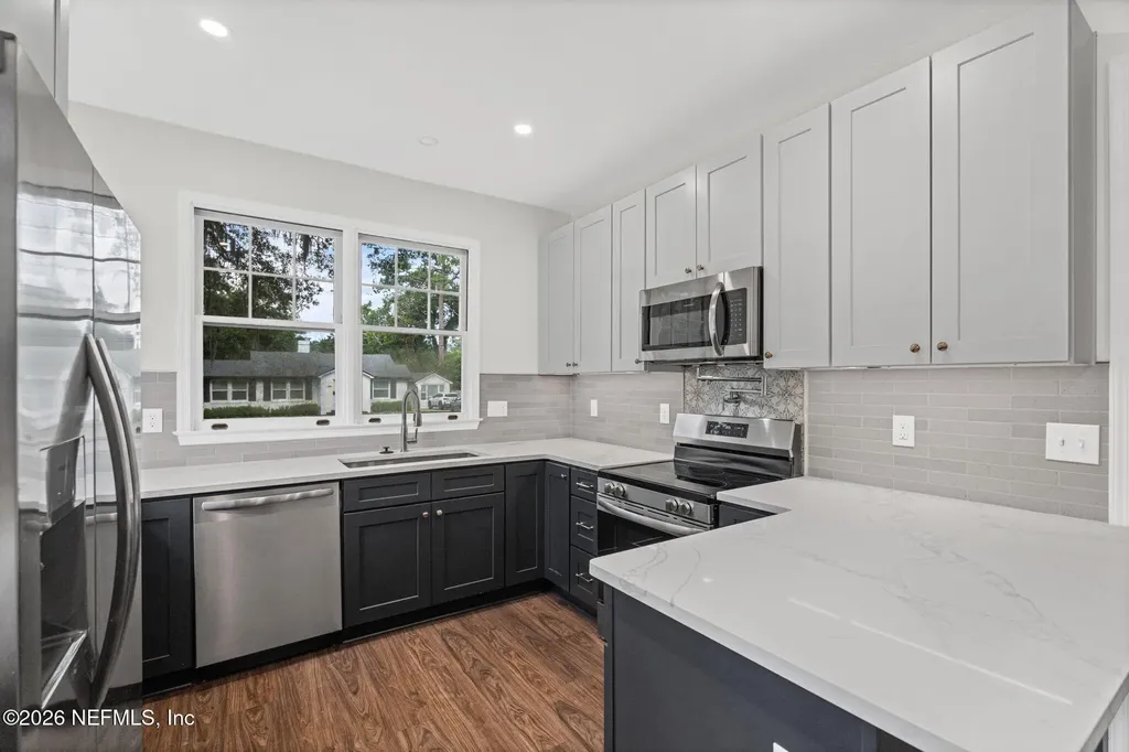 1406 Palmer Terrace Jacksonville FL 32207
