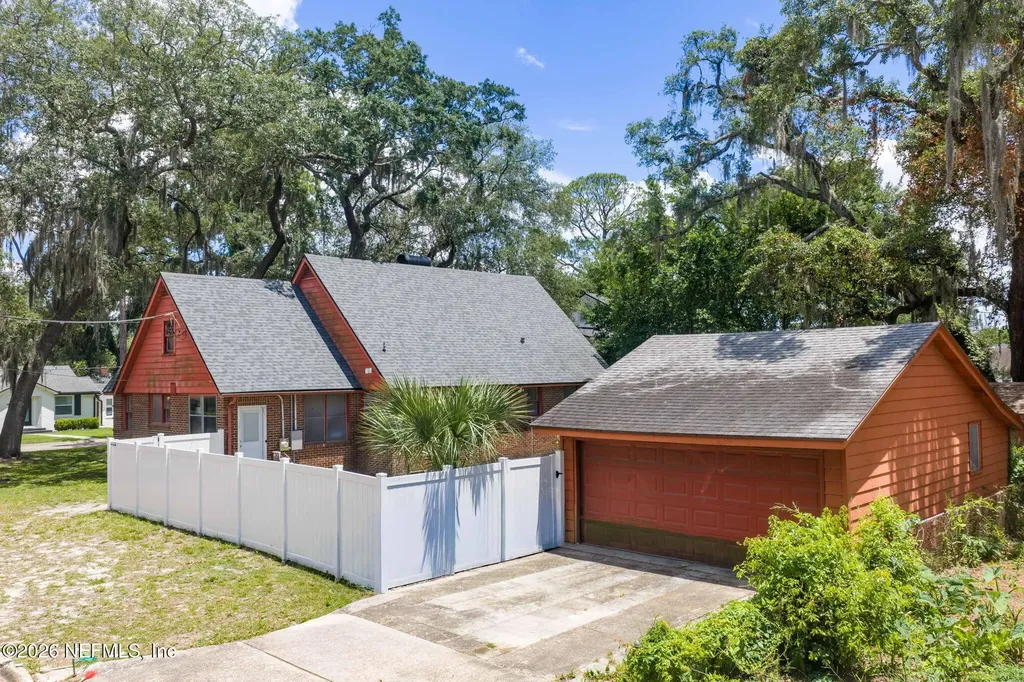 1406 Palmer Terrace Jacksonville FL 32207