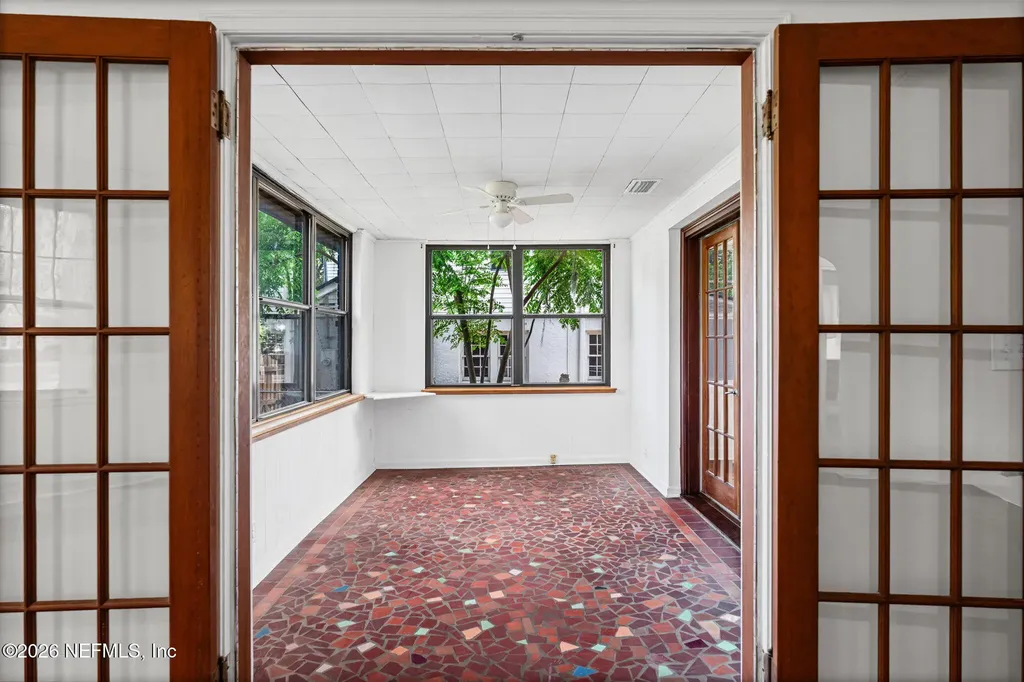 1406 Palmer Terrace Jacksonville FL 32207