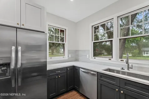 1406 Palmer Terrace Jacksonville FL 32207