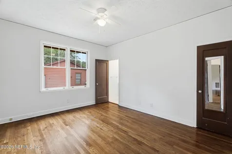 1406 Palmer Terrace Jacksonville FL 32207