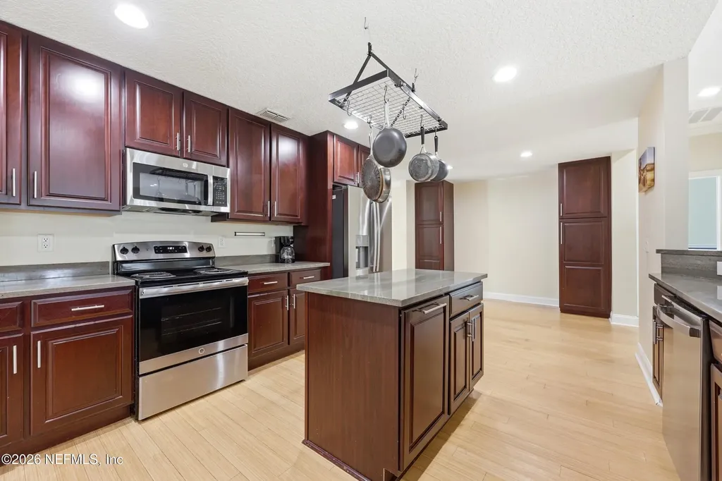 209 Peregrine Court Jacksonville FL 32225
