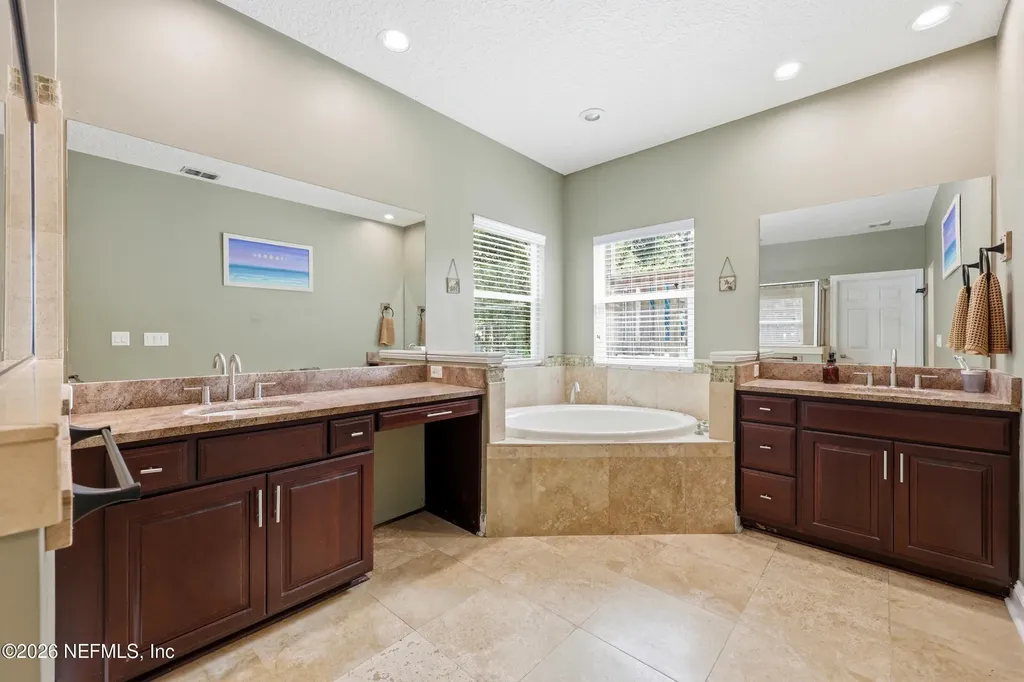 209 Peregrine Court Jacksonville FL 32225