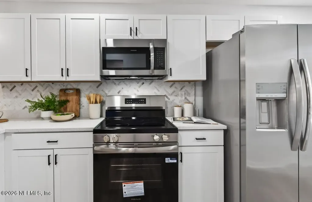 7701 Baymeadows Circle W Jacksonville FL 32256