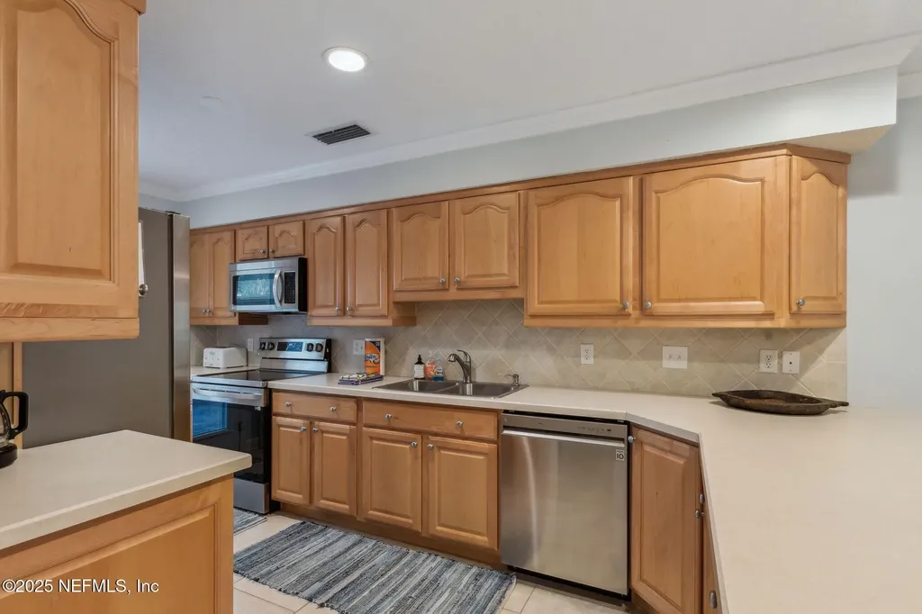 3323 Sea Marsh Road Fernandina Beach FL 32034