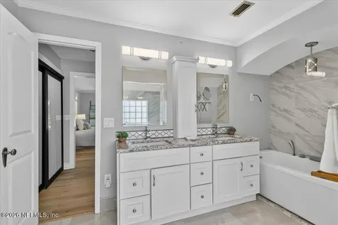 14073 Pine Island Drive Jacksonville FL 32224