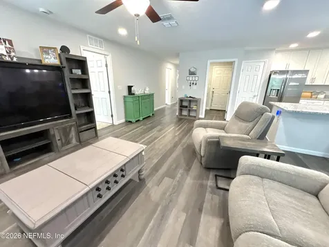 14454 Benton Street Jacksonville FL 32218